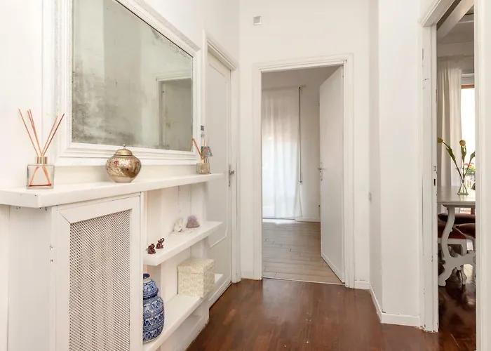 Chic Flat Monte Mario Апартаменты *